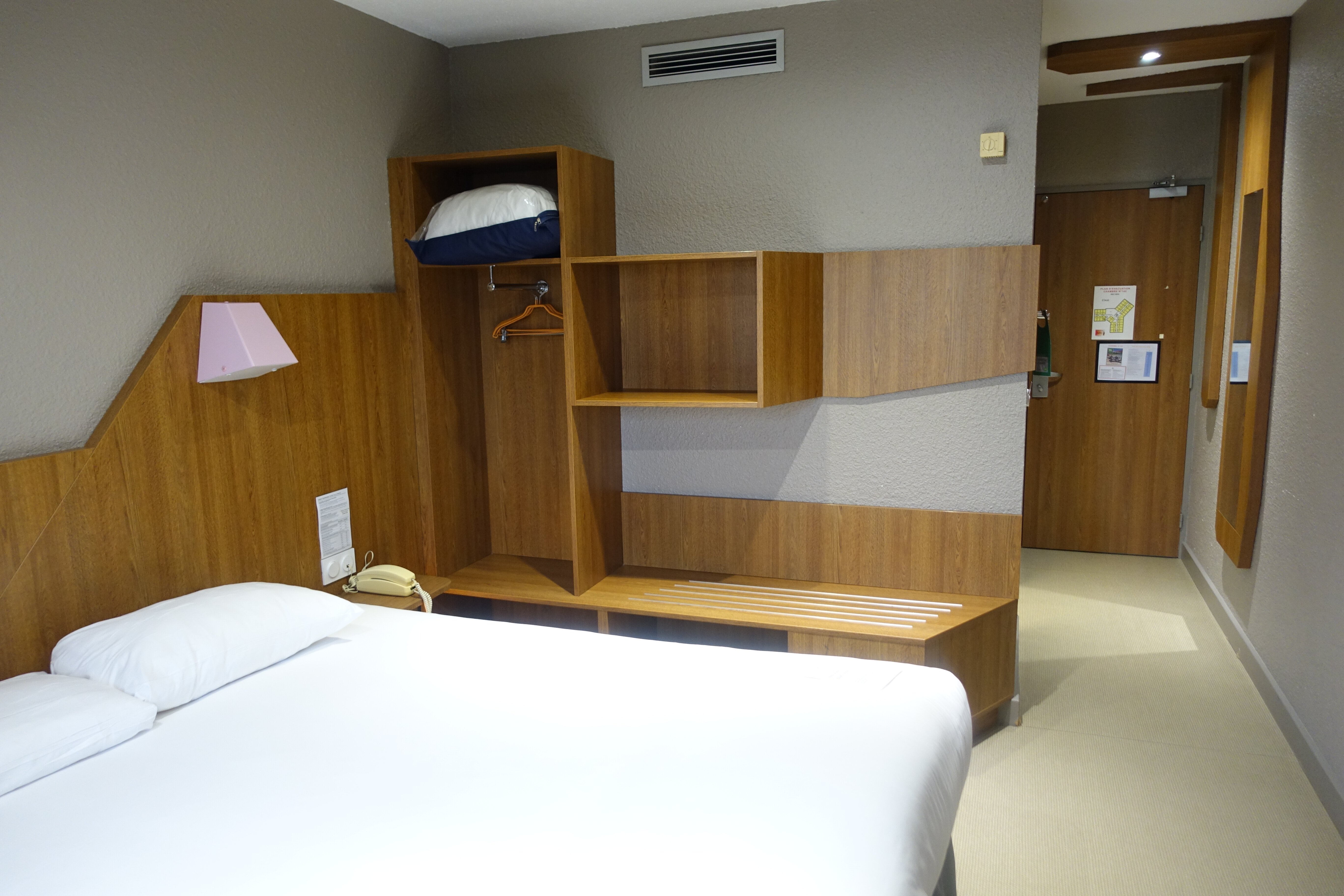 Ibis Styles Gien-客卧