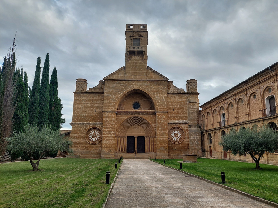 Monasterio de la Oliva景点图片
