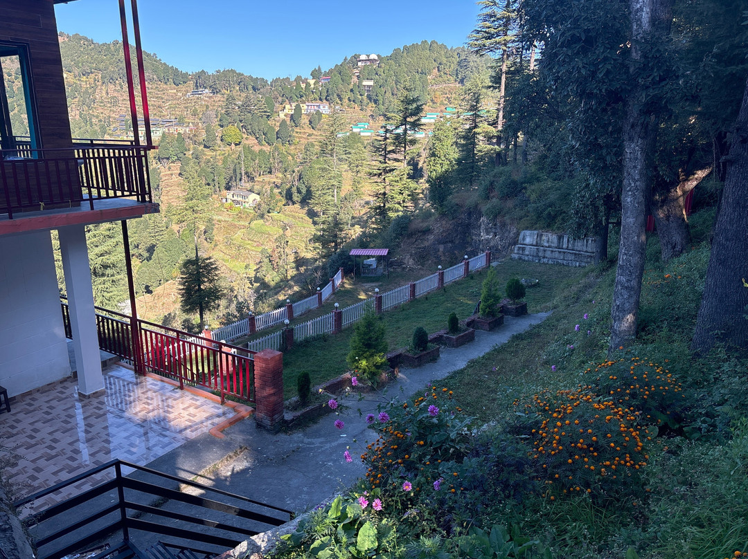 The Himalayan Village ( Kiwi Kanatal )主图