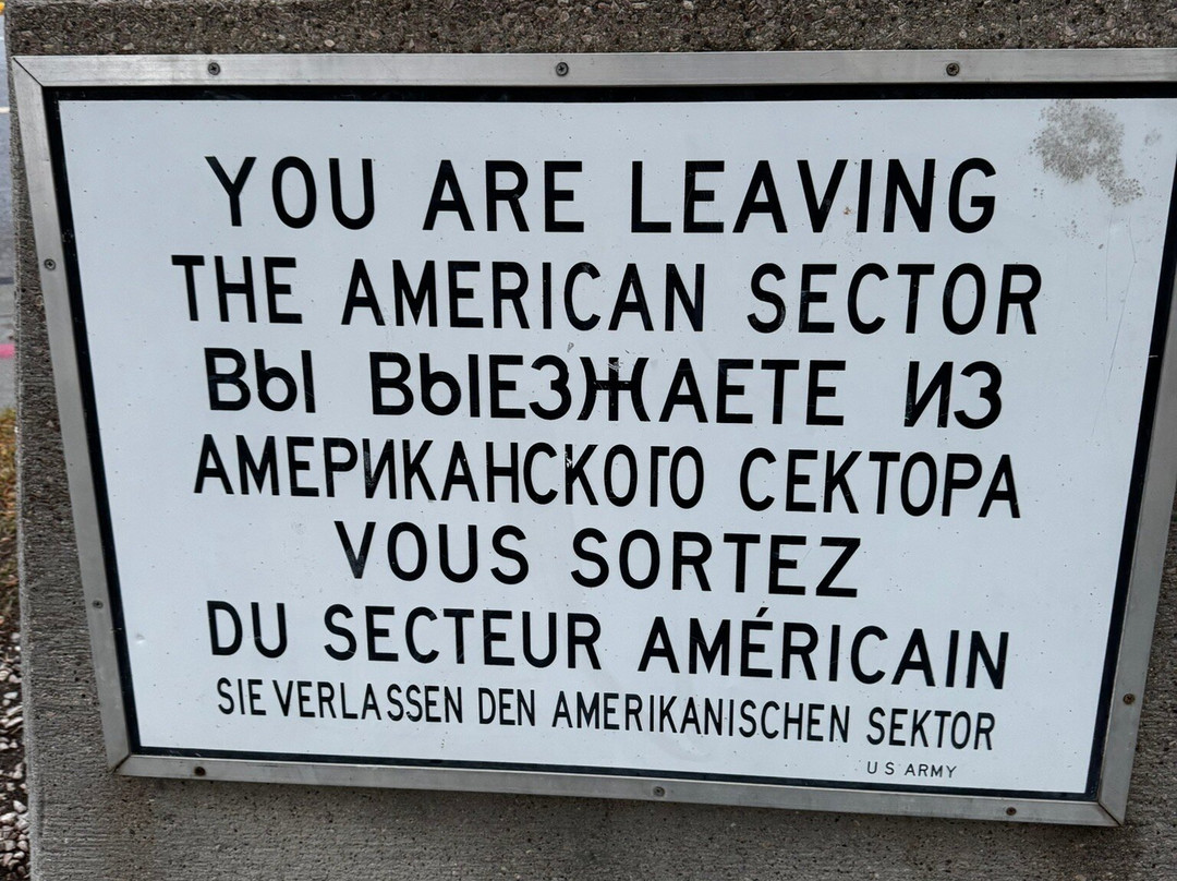 Berlin Wall Exhibit-拉皮德城必去景点