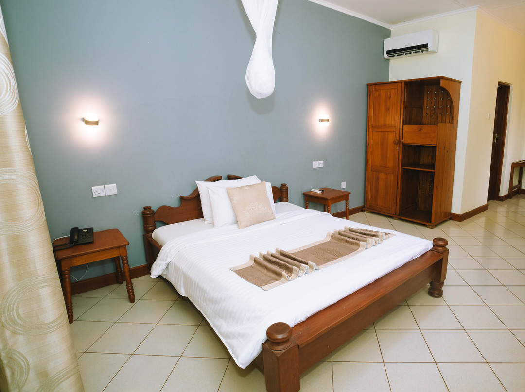 Keys Hotel Mbokomu Branch主图