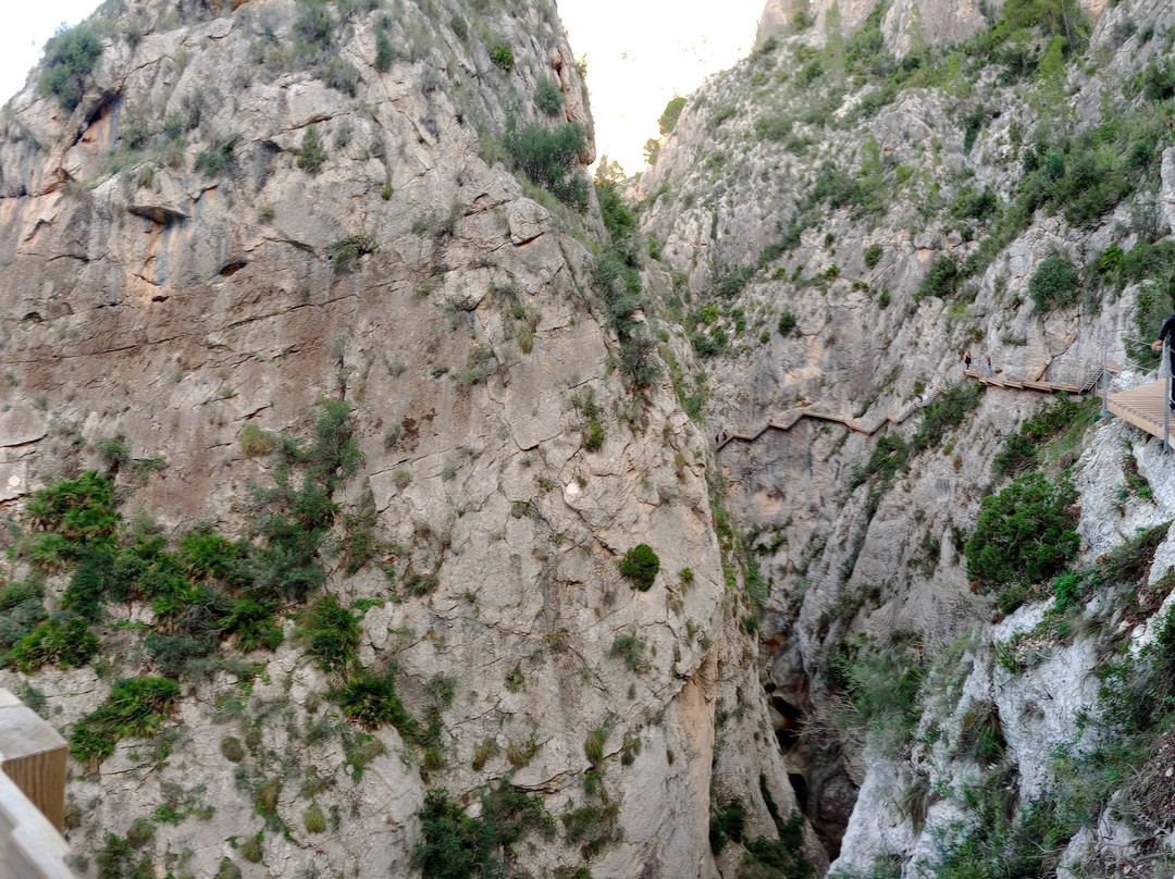 Pasarela De La Presa De Relleu景点图片
