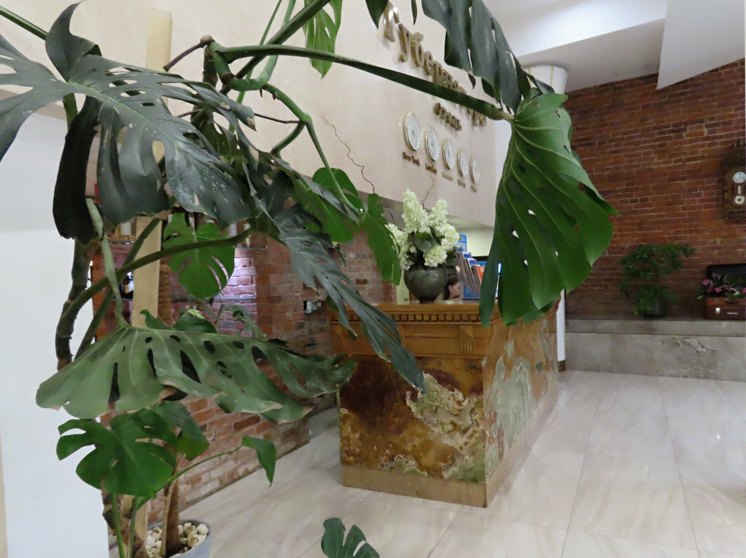 Gubernator Hotel主图