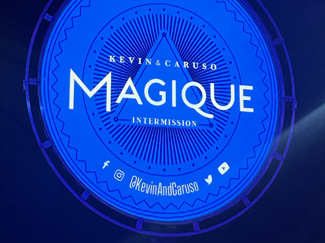 Magique at The Theatre景点图片