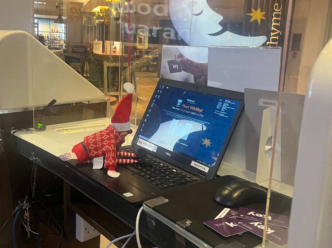 Premier Inn Slough Central South (Windsor Road) hotel主图