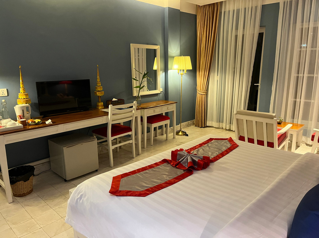 素馨皇宫酒店主图