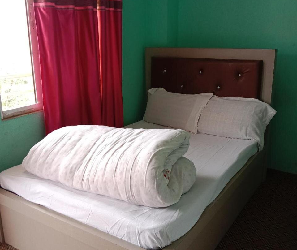 Hotel Peace And Happy