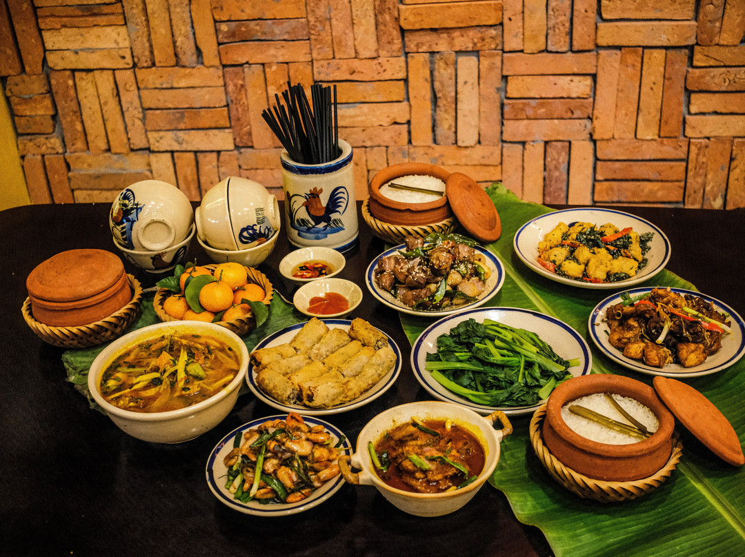 Cơm Niêu Việt Xưa - Tam Cốc