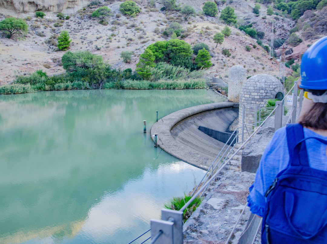 Staumauer des Embalse de Gaitanejo-Ardales必去景点