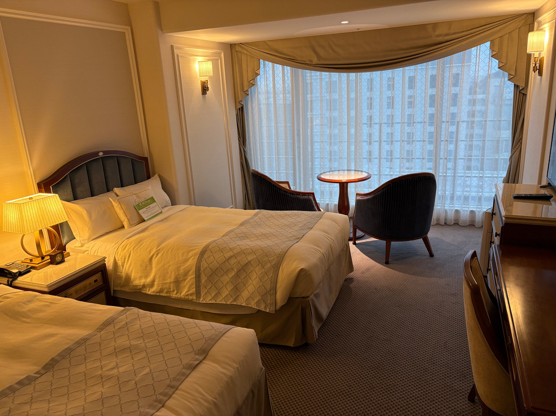 新格兰酒店主图