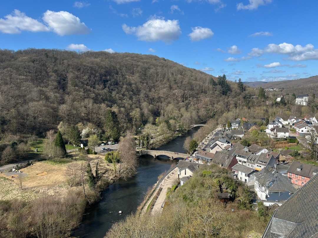 Burg Hengebach景点图片