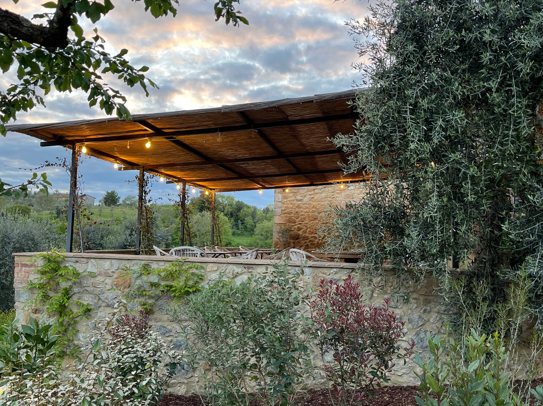 波德雷拉保利纳 - 餐厅与魅力住宅主图