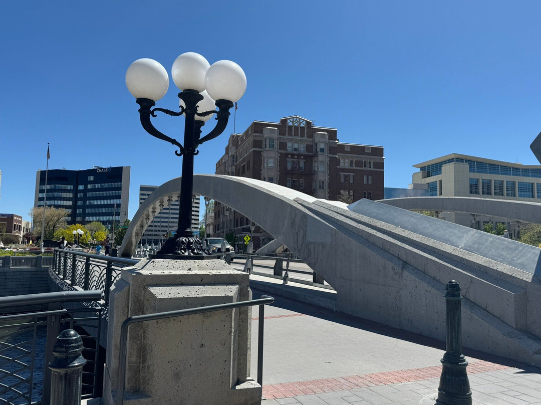 New Virginia Street Bridge-里诺必去景点
