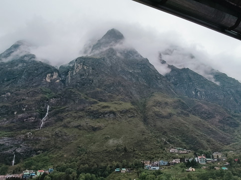 Jain Group Lachung Continental主图