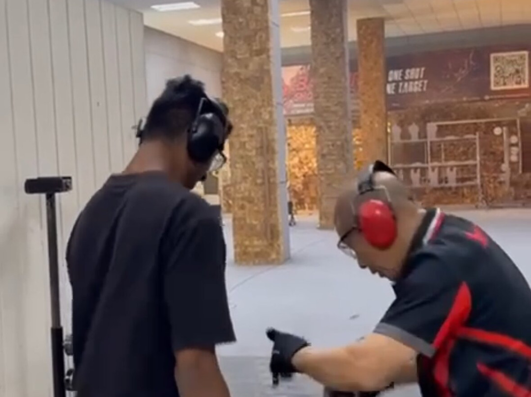 Bali Fire Shooting Club-沙努尔必去景点