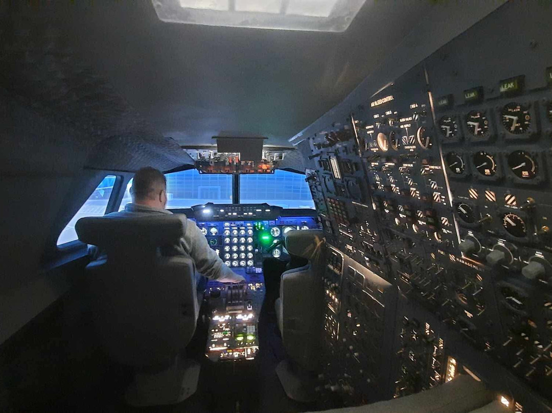 Flight Sim Centre景点图片