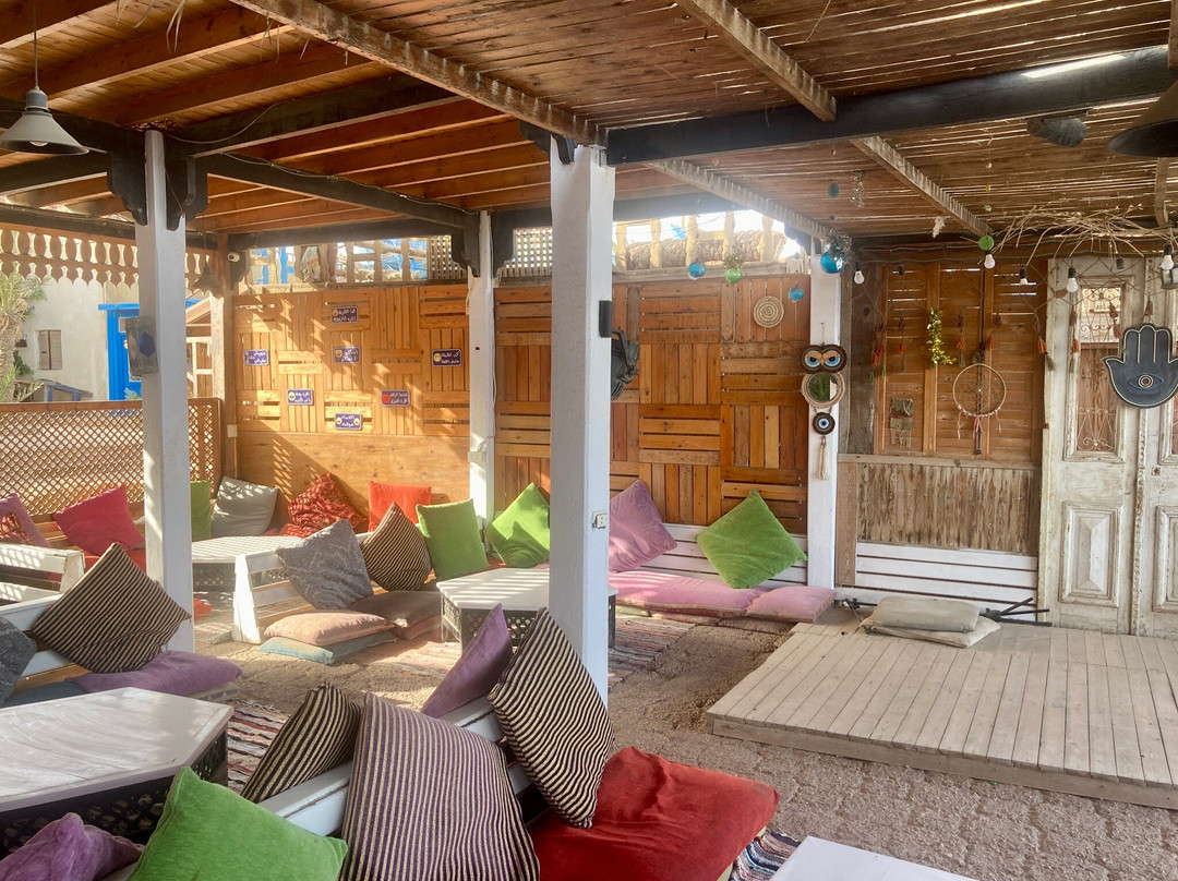 Happy Land Hotel主图