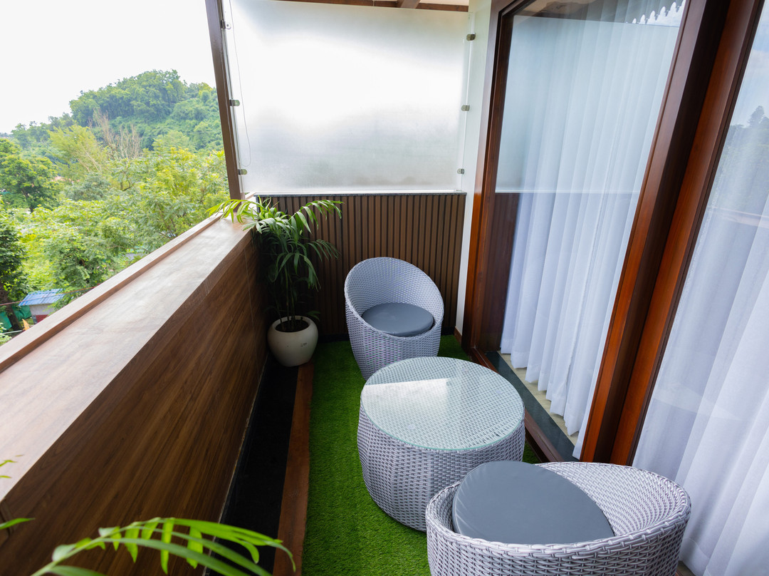 Pleasant Tree Hotels