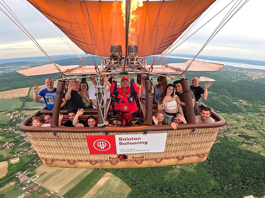 Balaton Ballooning景点图片