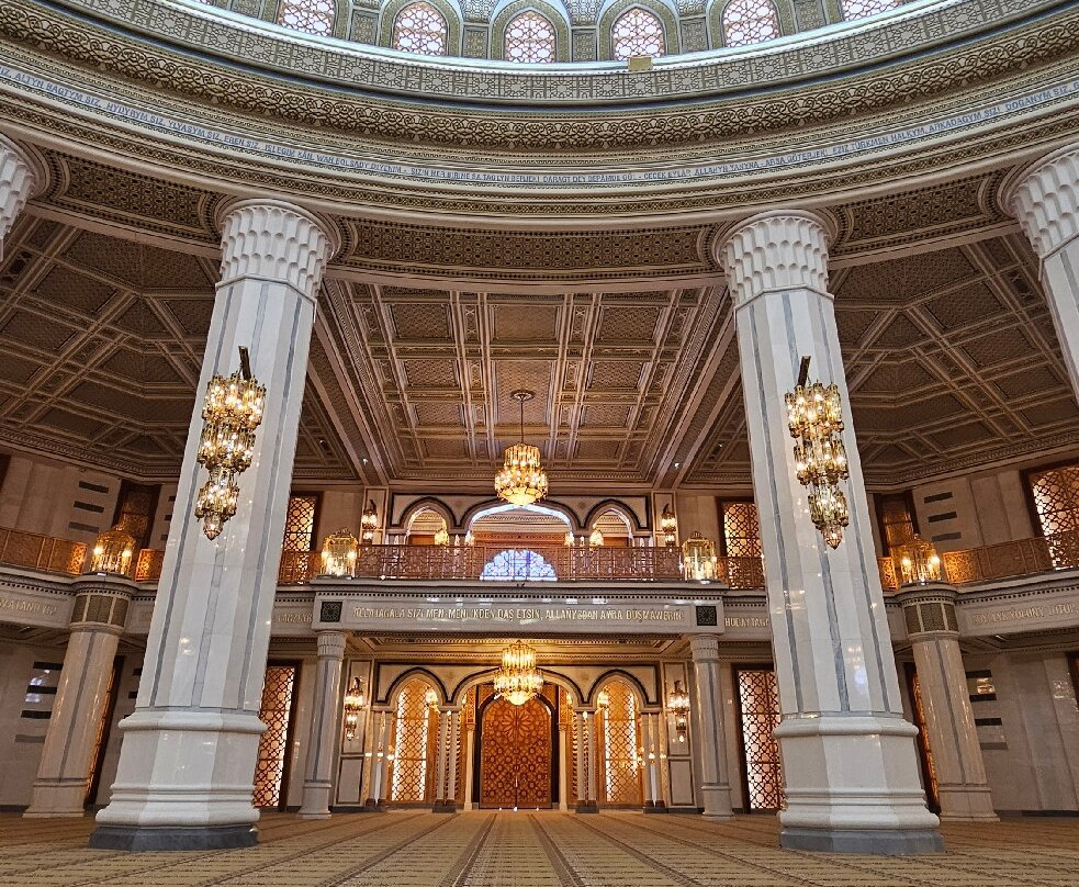 Owadan Tourism-阿什哈巴德必去景点