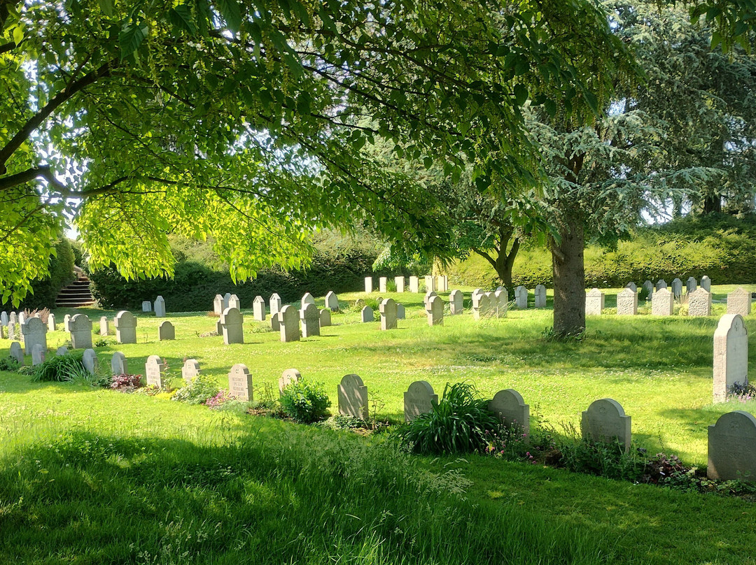 St Symphorien Military Cemetery-蒙斯必去景点