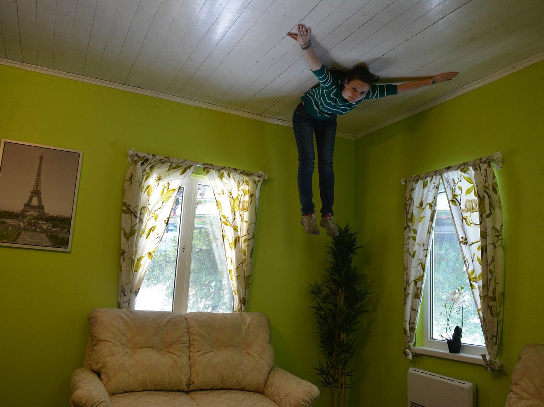 Upside Down House-莫斯科必去景点