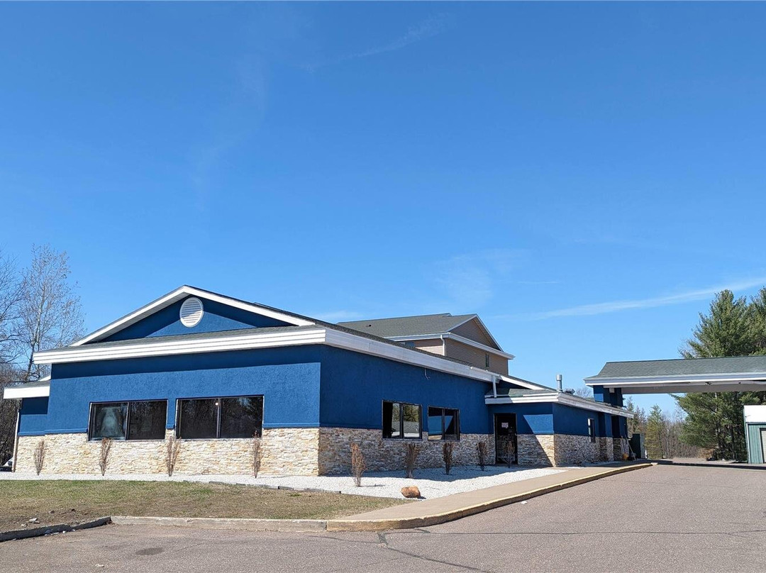 Rib Lake酒店住宿-托马霍克速8酒店