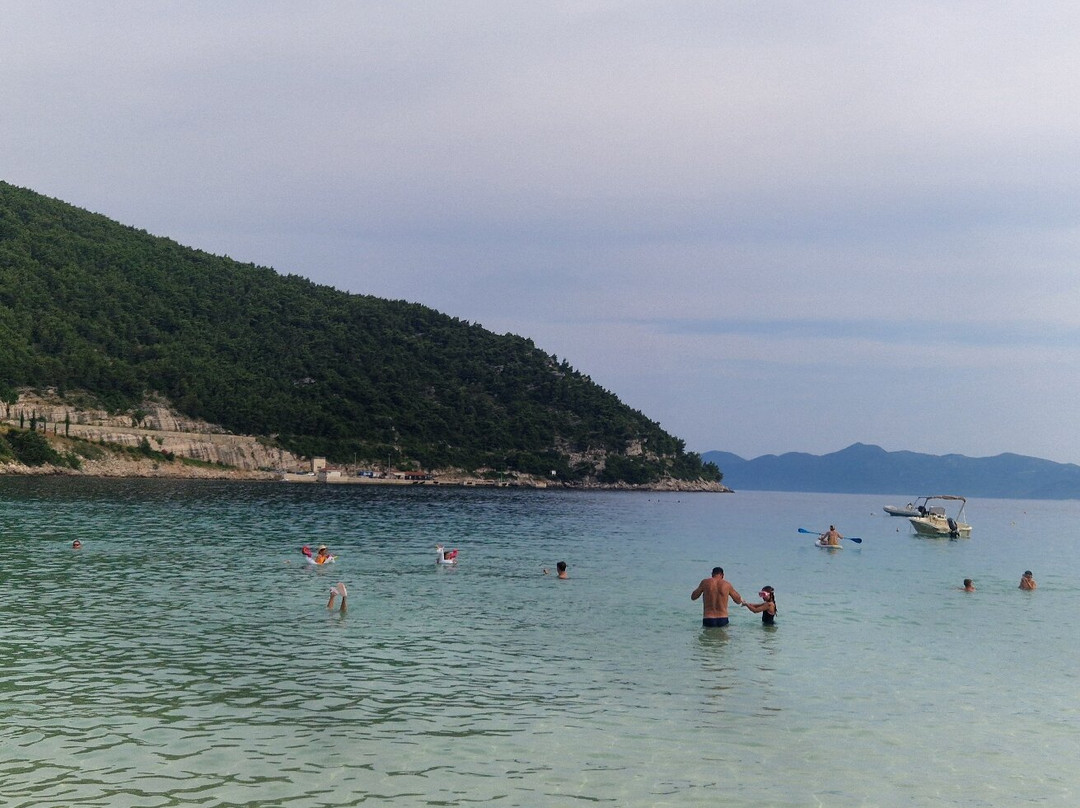 Prapratno Beach-Prapratno必去景点