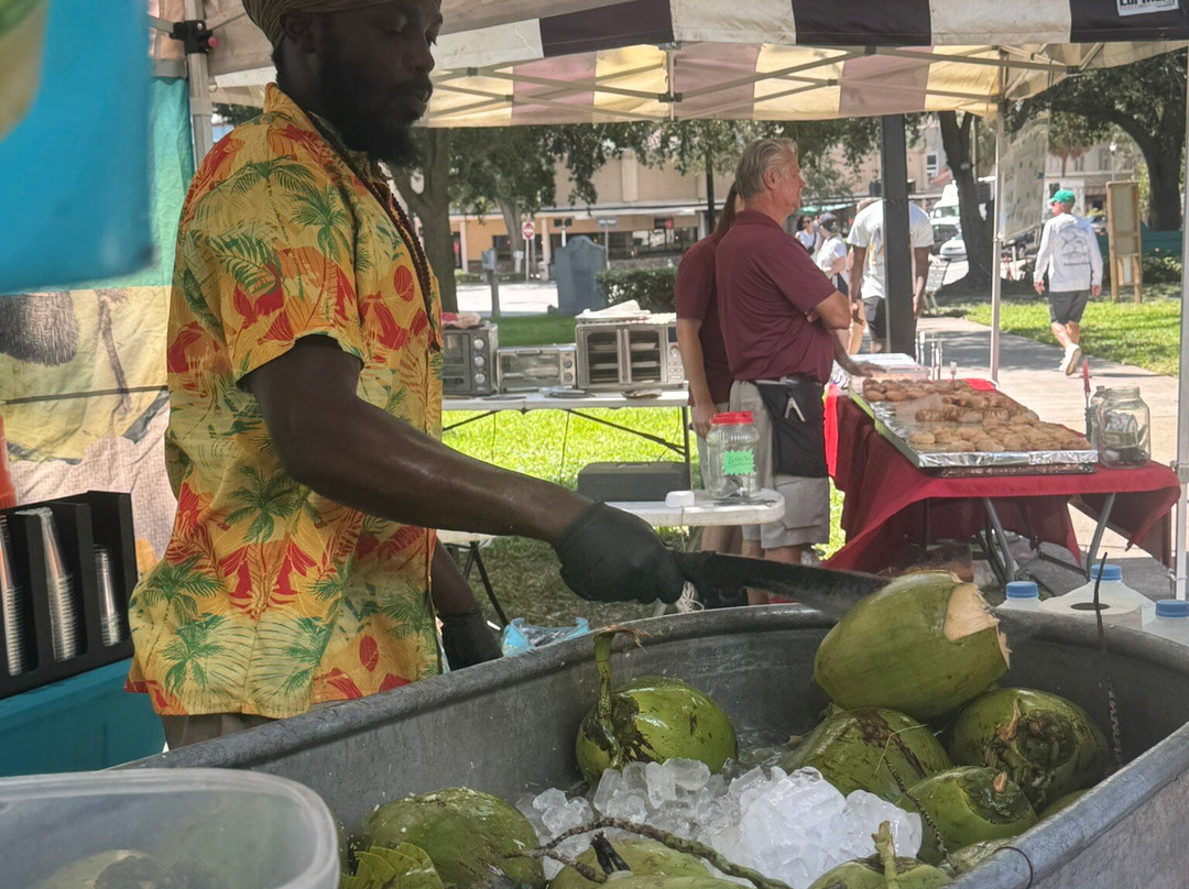 St Petersburg Saturday Morning Market-圣彼德斯堡必去景点