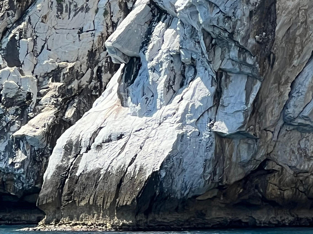 Les Hirondelles-Agios Ioannis必去景点