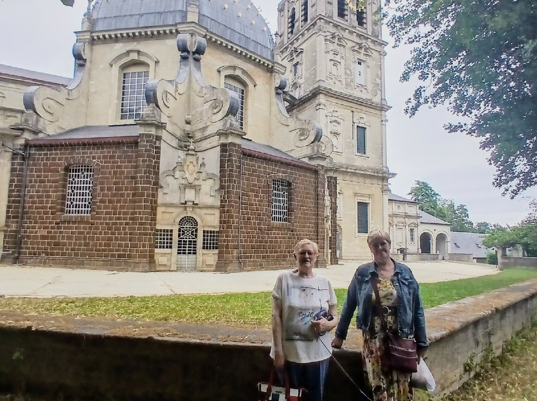 Basilica of Our Lady of Scherpenheuvel-Scherpenheuvel必去景点
