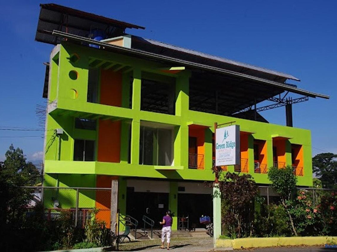 Green Ridge Apartelle