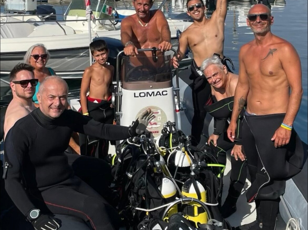 Bluassoluto diving-Trinita d'Agultu e Vignola必去景点