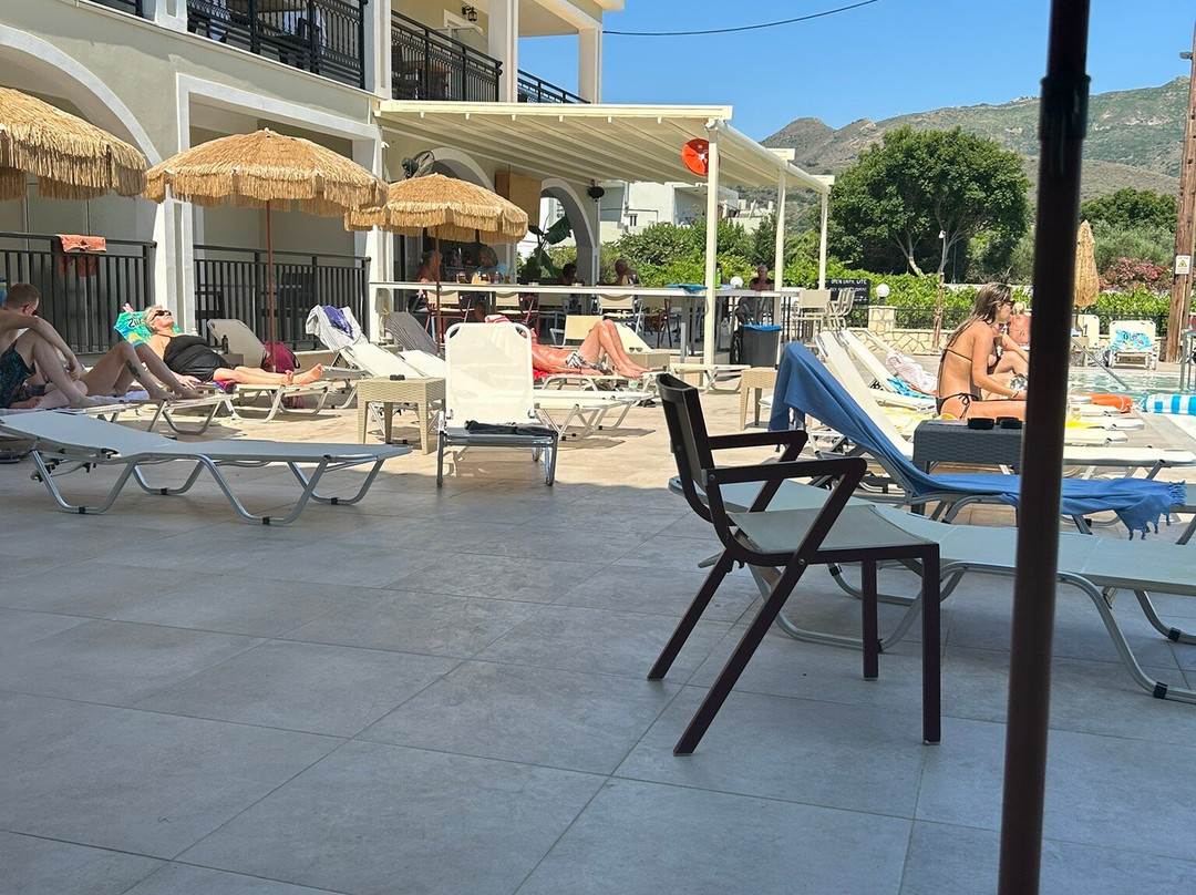 Athina Apartments主图