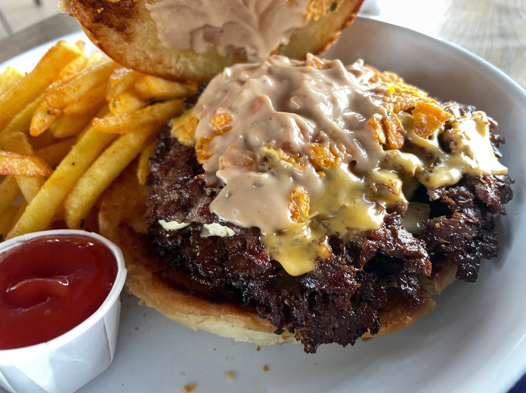 Röstí Burger And Beer