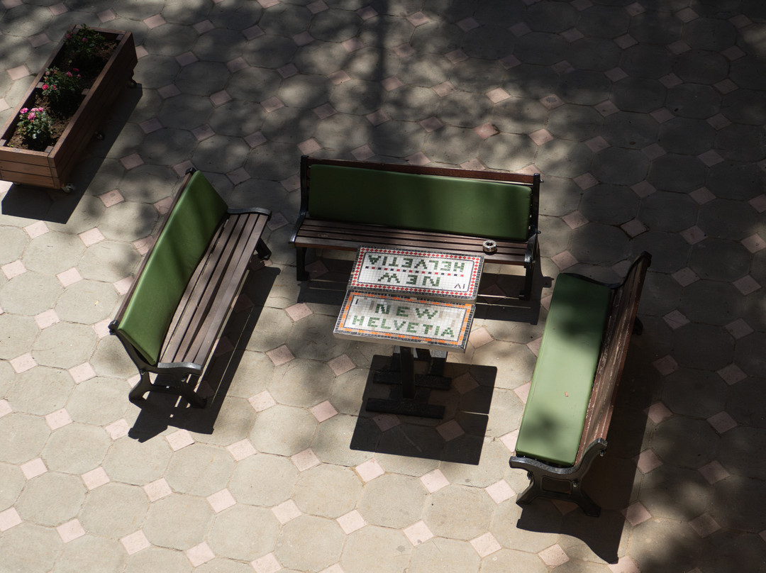 新赫尔维蒂酒店主图