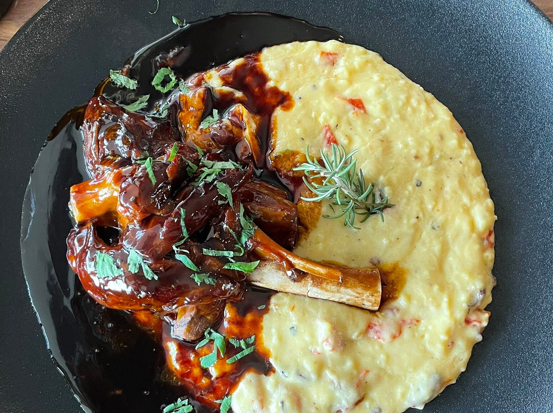 Appleby's Mediterraneo Bar & Grill主图