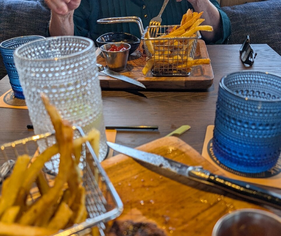 Board Walk Bar & Grill