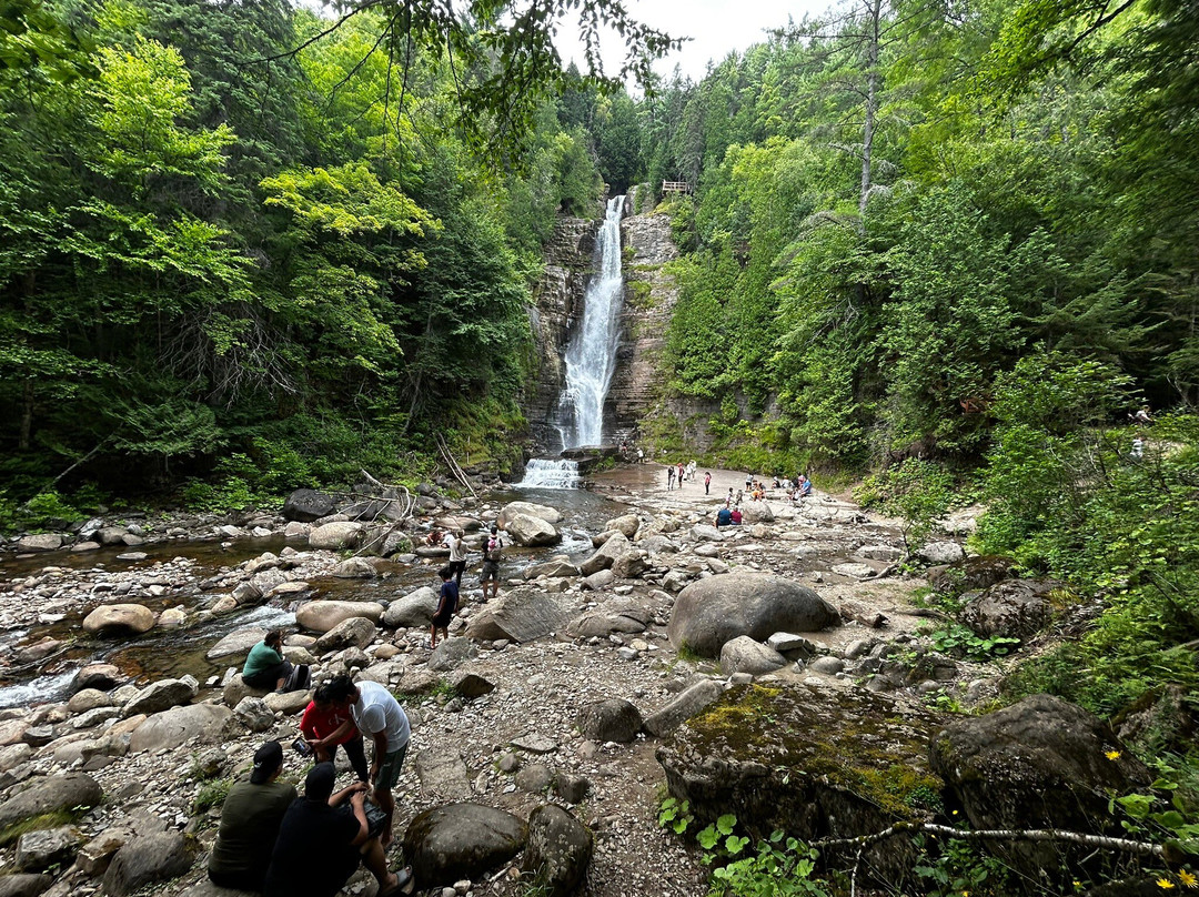 Chute Jean-Larose-博普雷必去景点