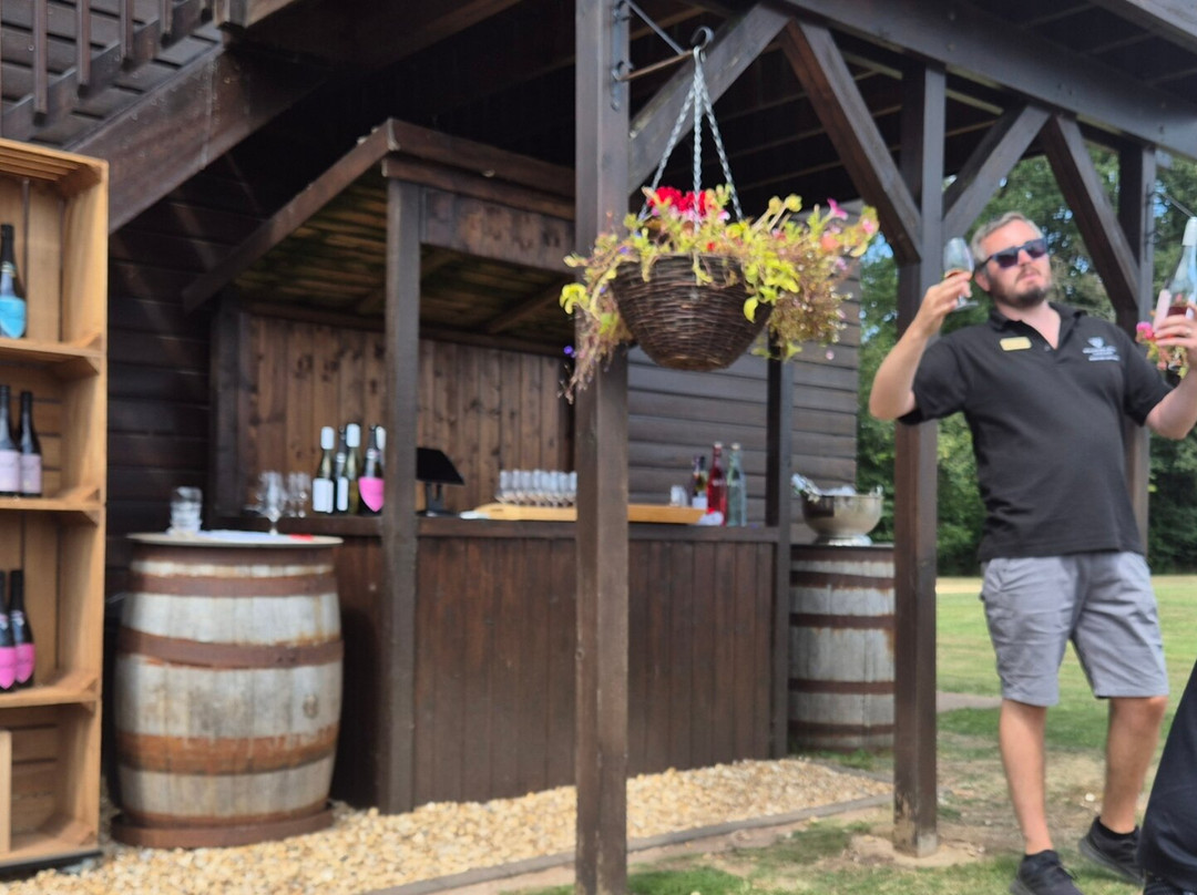 Welcombe Hills Vineyard-Snitterfield必去景点