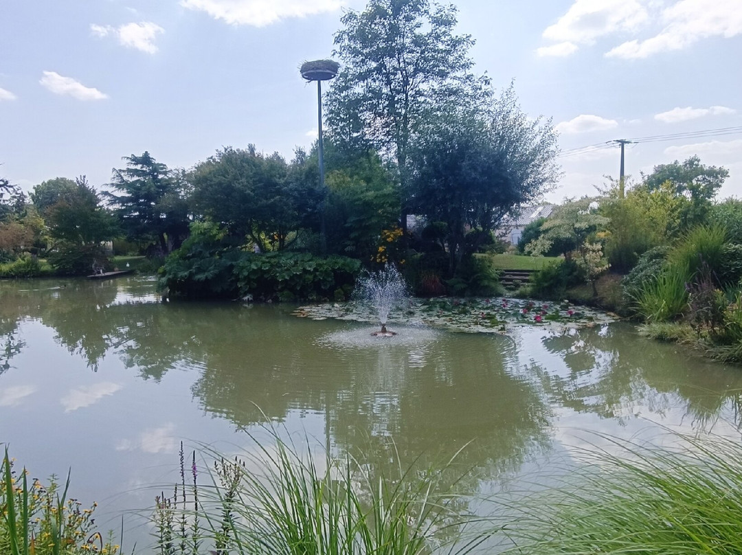 Le Jardin Bosselé-Saint-Venant必去景点