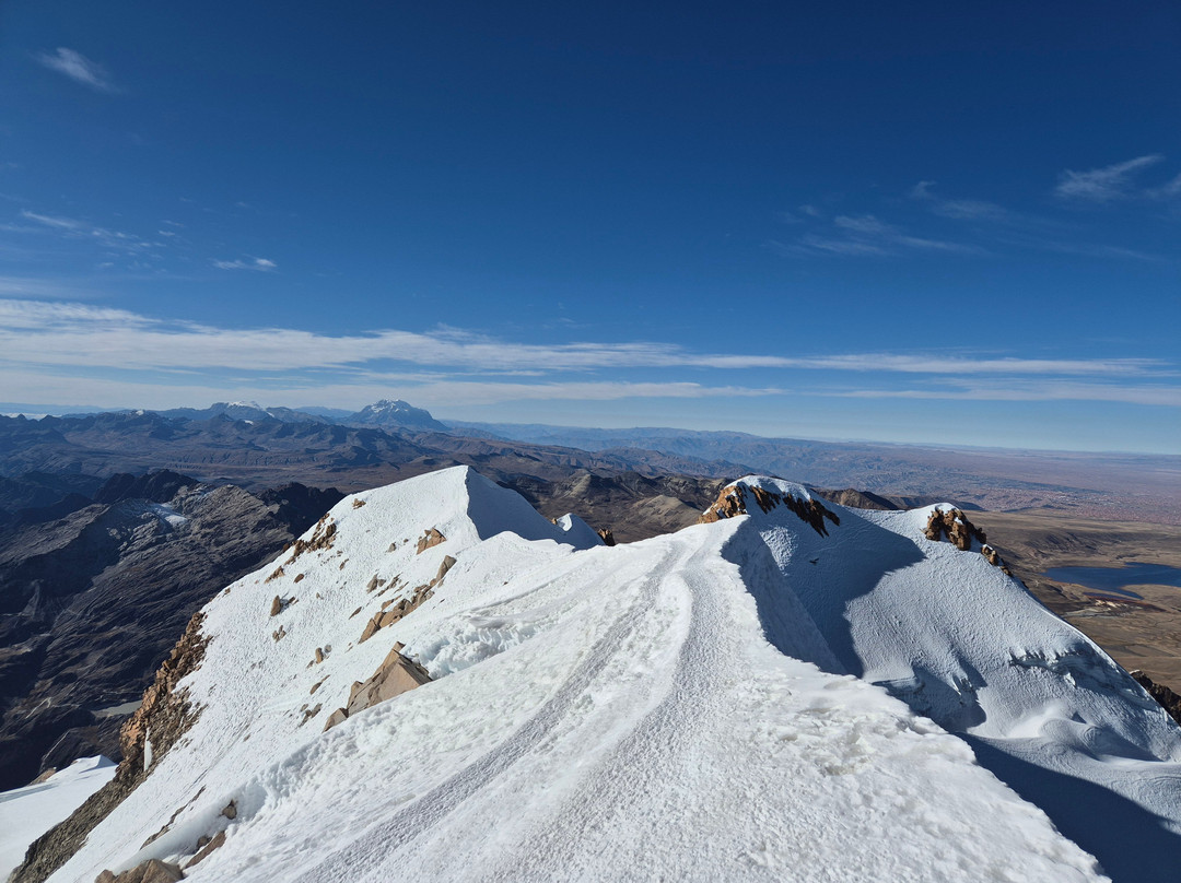 Bolivian Mountaineering-拉巴斯必去景点