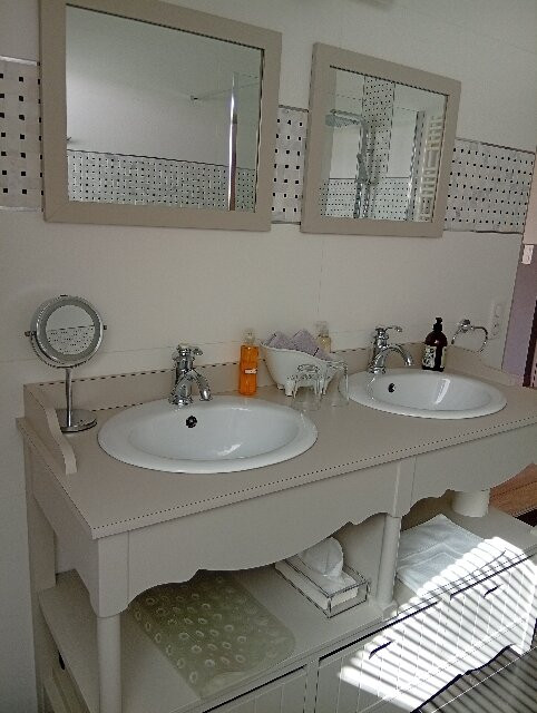 Au Pré Carré主图