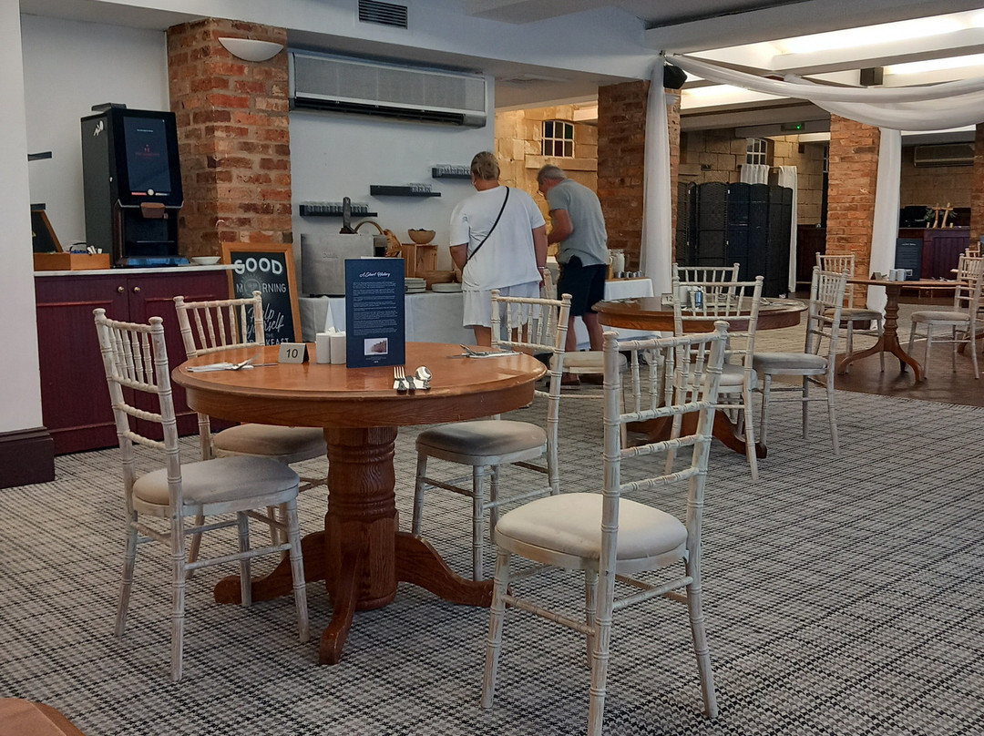 The Garrison Hotel主图