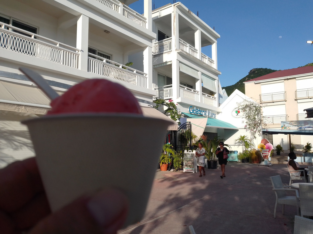 Harbour Point Village-菲利普斯堡必去景点