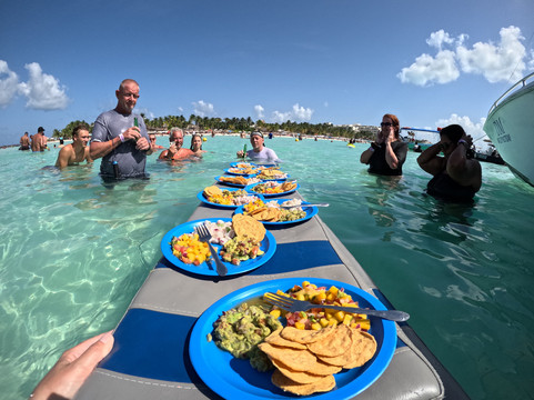 Underwater Mexico-普拉亚德尔卡曼必去景点