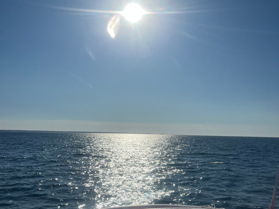 Caseneuve Maxi Catamaran-La Foret-Fouesnant必去景点