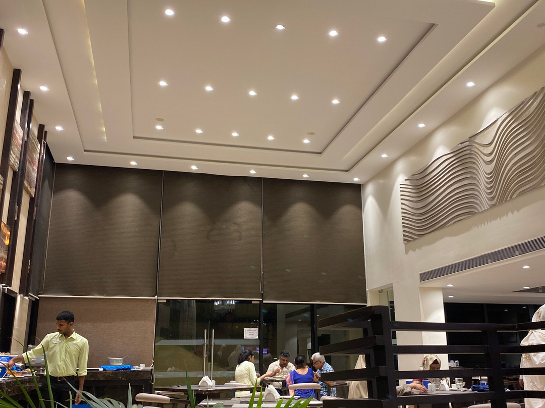 The Flora Grand主图