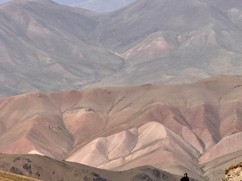 Kyrgyz Twins Adventures-比斯凯克必去景点