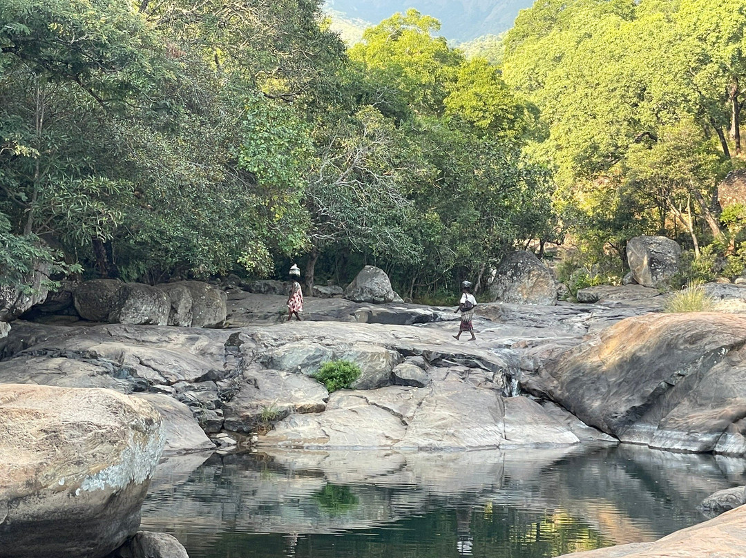 Francis Atiya-姆兰杰必去景点